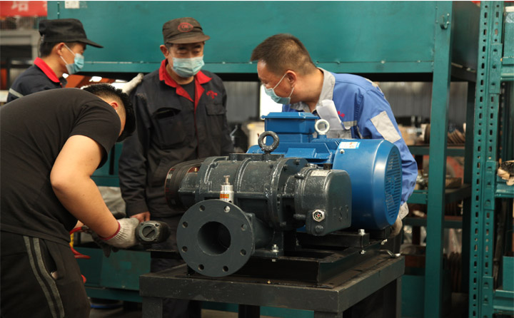 豐源銷(xiāo)售組裝羅茨風(fēng)機(jī)現(xiàn)場(chǎng) 圖片關(guān)鍵詞